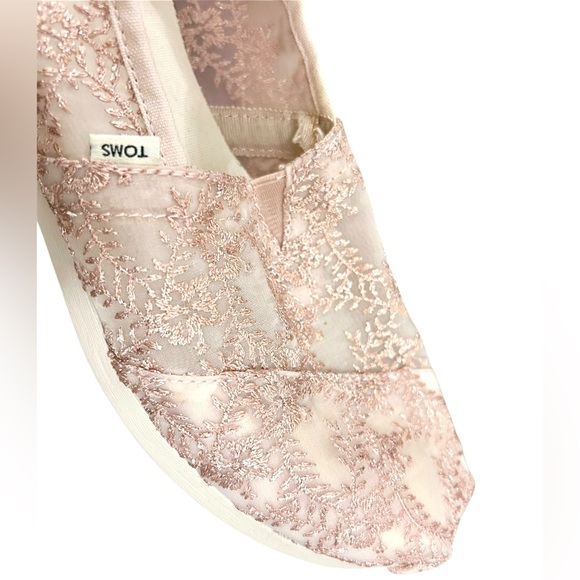 Toms Womens Alpargatas Rose Gold Metallic Hibiscus Floral Lace Size 7 Wedding - Picture 5 of 9